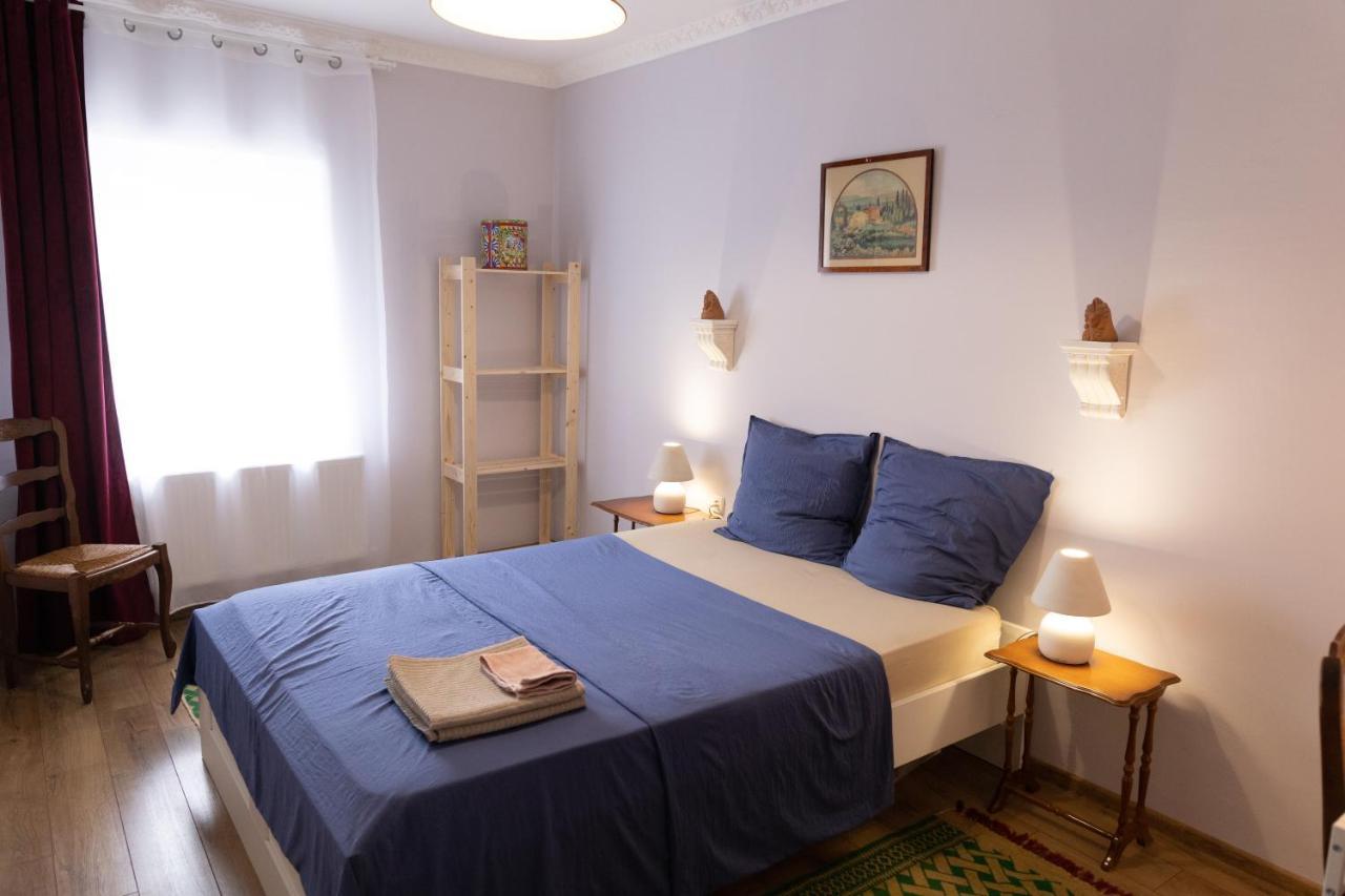 Nomad Sud Studios In Town Center Cahul Extérieur photo